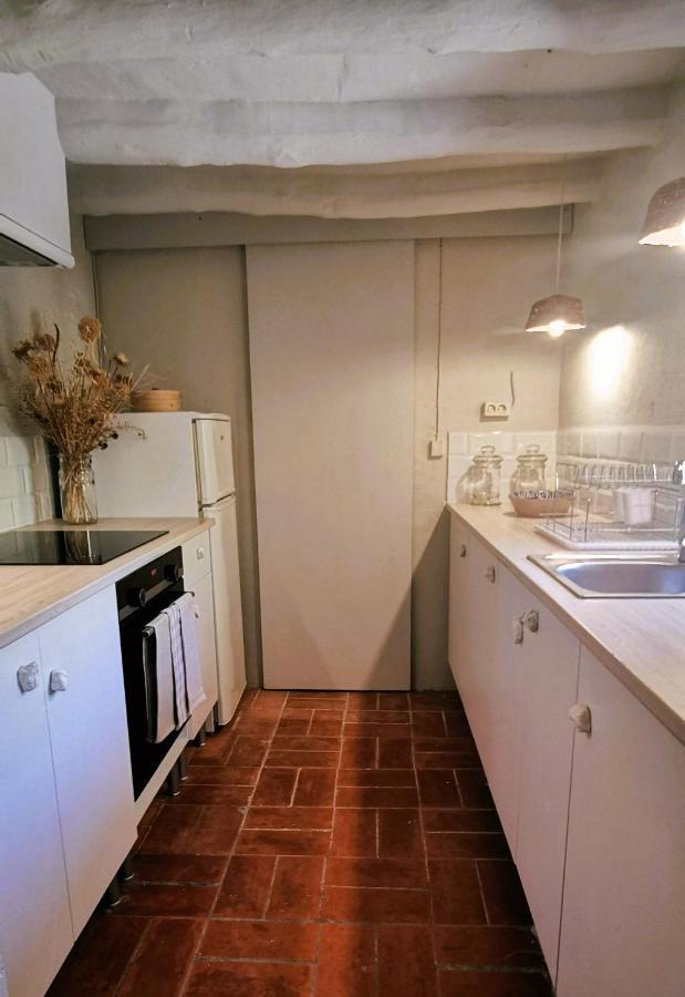El Castell De Seguero Appartement Beuda Buitenkant foto