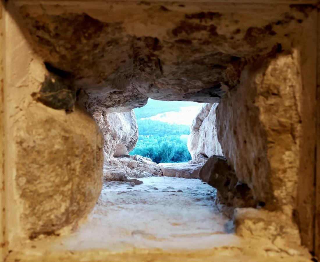 El Castell De Seguero Appartement Beuda Buitenkant foto